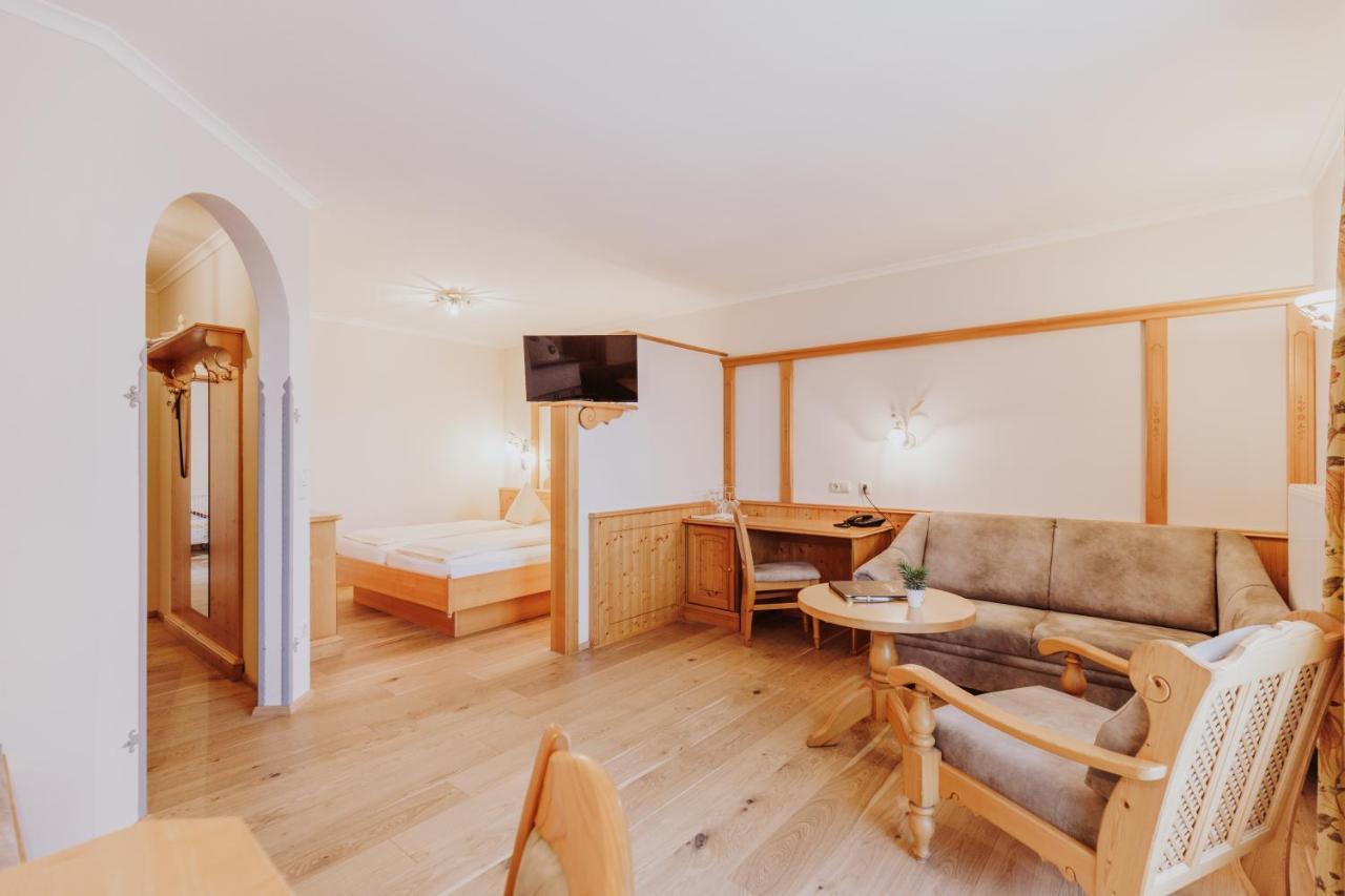 Landhotel Gschirnwirt Ойґендорф Екстер'єр фото